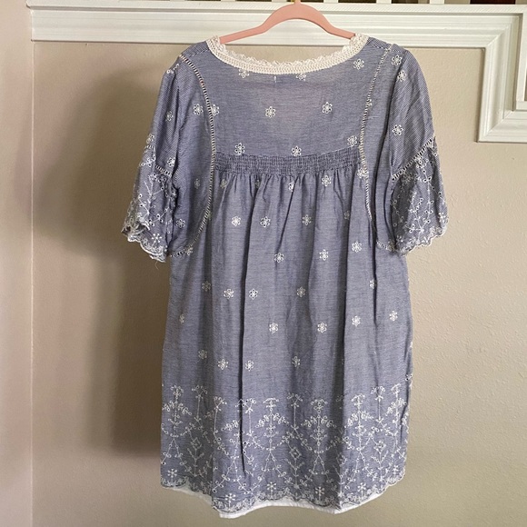 Women’s Zara Shift Dress - Picture 9 of 9